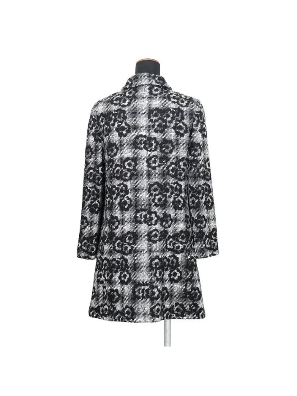 Chanel Coat Tweed Camellia Wool 38 Black White